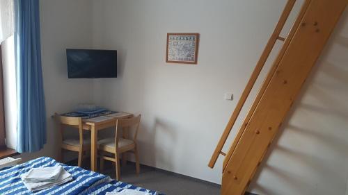 Hostal Penzion Marina Vltava