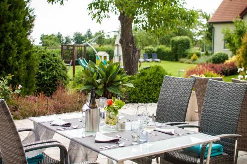 Hostal Penzion U Hr�dku