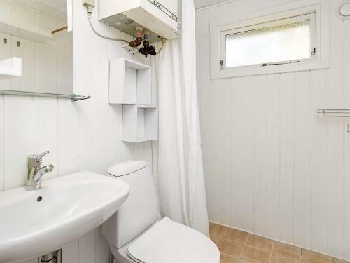 Holiday Home �lb�k Lxv