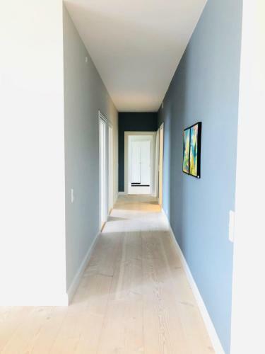Bed & Breakfast Adnana - Modern Living - Room One - Aalborg Center