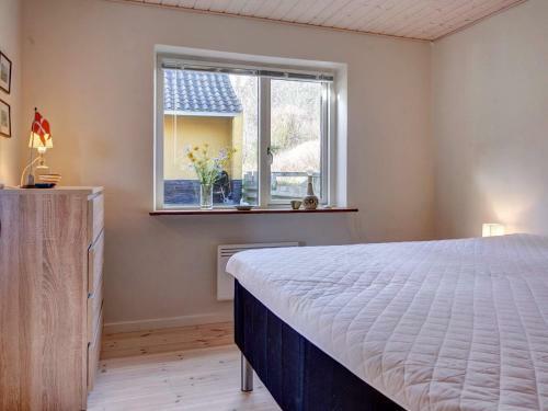 Two-bedroom Holiday Home In Henne 11