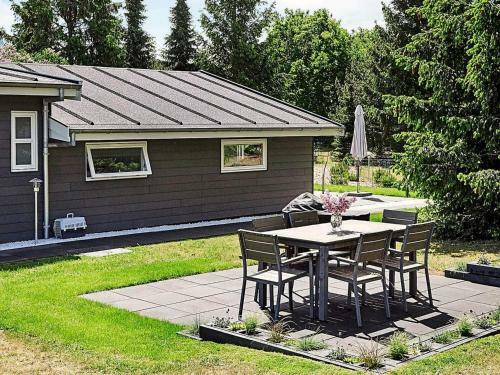Holiday Home Asn�s XI