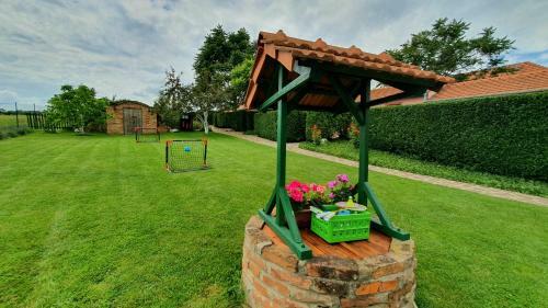 Apartamento Penzion Na Lednick�
