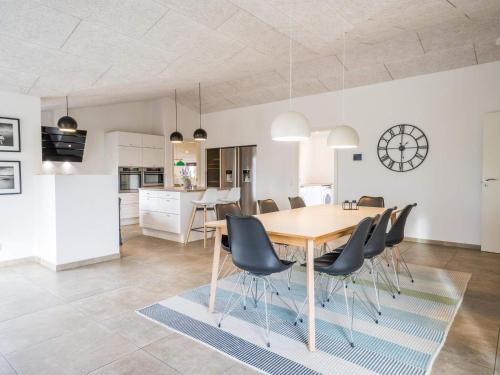 Holiday Home Bl�vand Ccxii