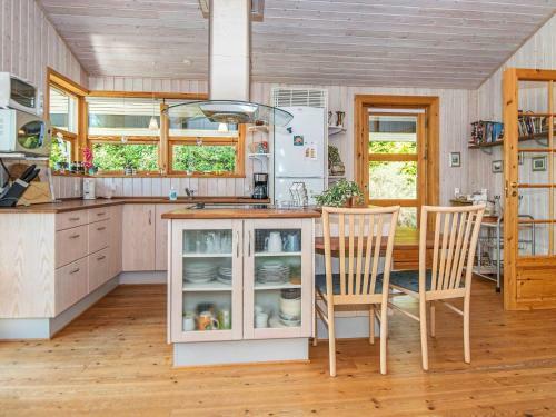 Two-bedroom Holiday Home In Ebeltoft 13