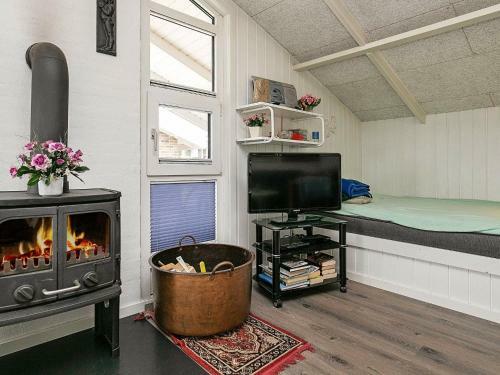 Three-bedroom Holiday Home In Ulfborg 25