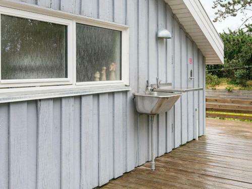 Two-bedroom Holiday Home In Glesborg 6