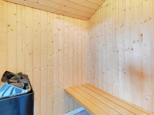 Three-bedroom Holiday Home In Hemmet 52