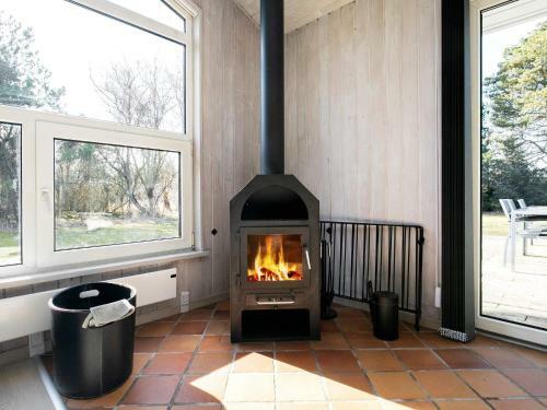 Five-bedroom Holiday Home In Bl�vand 23