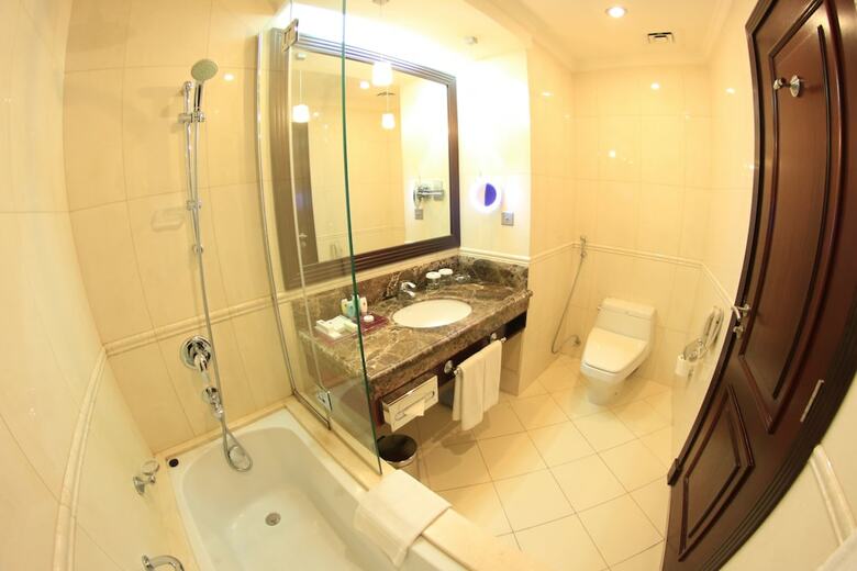 Grand Regal Hotel