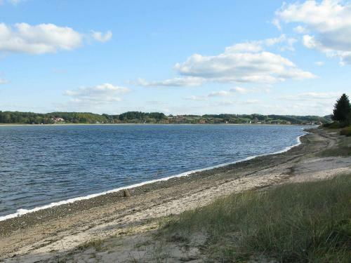 Three-bedroom Holiday Home In H�jslev 8