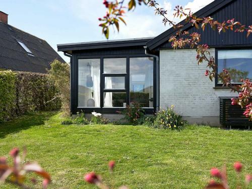 Holiday Home Svaneke Viii