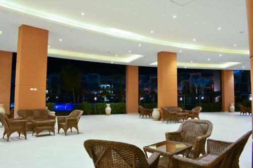 Hotel Parrotel Lagoon Resort