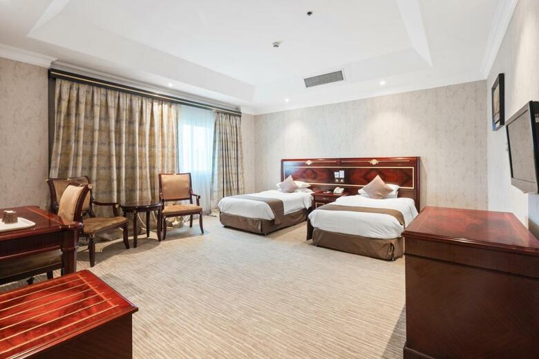 Chairmen Hotel