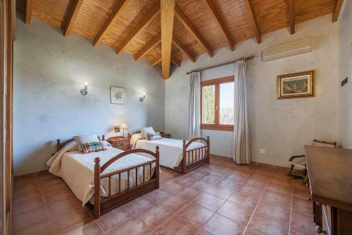 Es Barcares Villa Sleeps 8 With Pool Air Con And Wifi