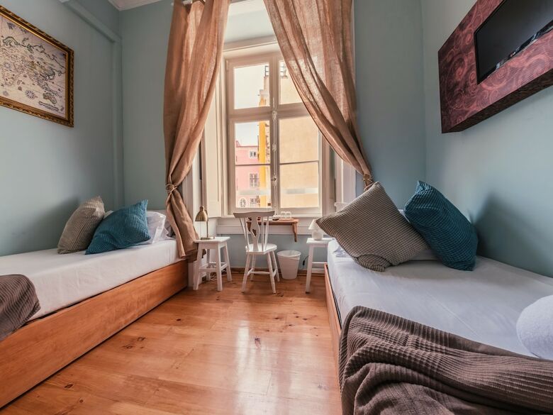 Hostal Casinha Das Flores