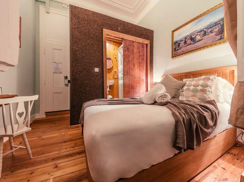 Hostal Casinha Das Flores