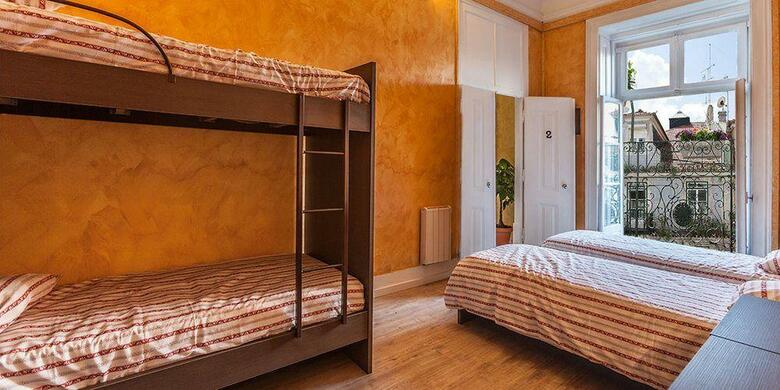 Hostal Casinha Das Flores