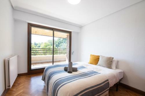 Apartamento Zona Tranquilo Y Verde, Piso Familiar Grande