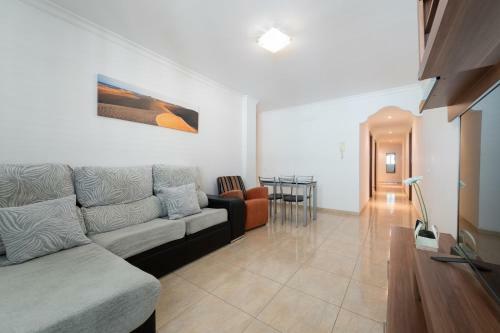 Apartamento Spacious 3br Apt Near Arinaga Beach