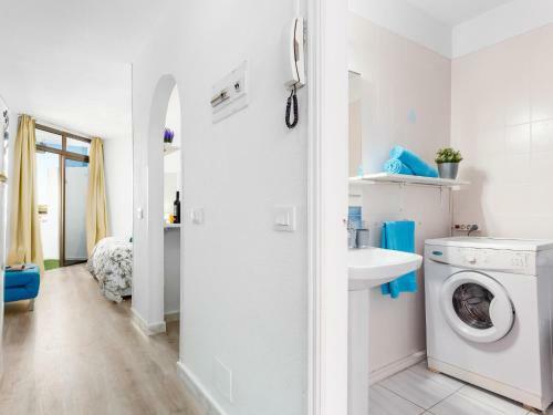 Apartamento 419 Beautiful Summerland Studio, Wi Fi Sat Tv