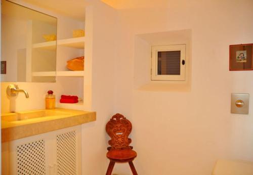 Arta Holiday Home Sleeps 12 With Pool And Wifi
