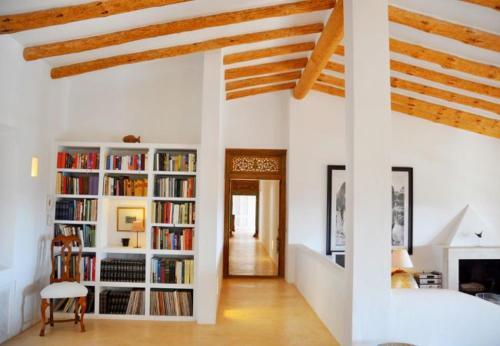 Arta Holiday Home Sleeps 12 With Pool And Wifi