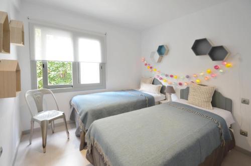 Begur Apartment Sleeps 6 With Pool Air Con And Wifi