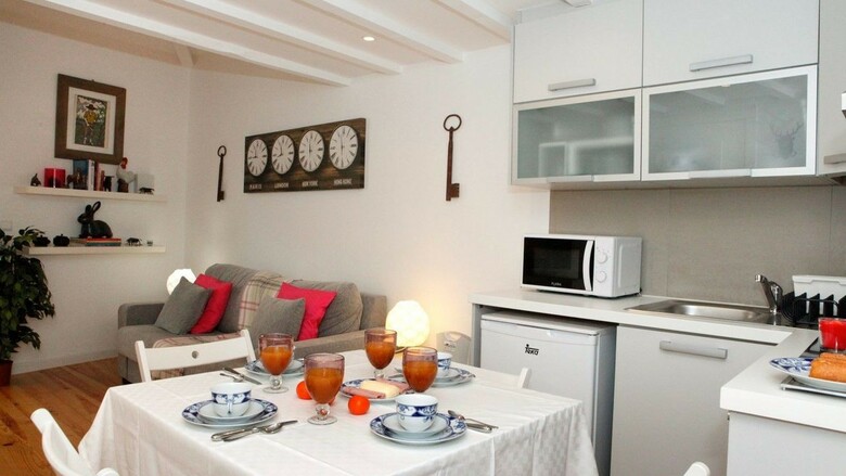 Apartamento Alfama Yellow House