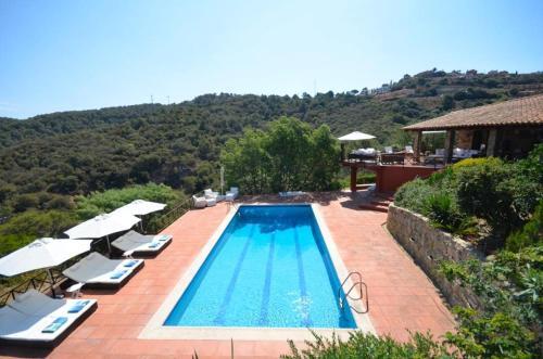 Begur Villa Sleeps 10 With Pool Air Con And Wifi