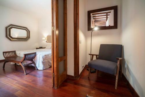 Habitat Apartments Ferran