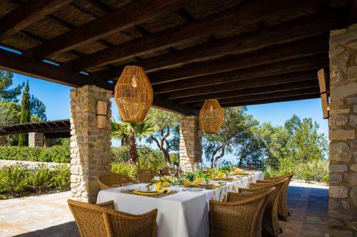 Luxury Private Holiday Villa With Private Pool, Mallorca Villa 1022