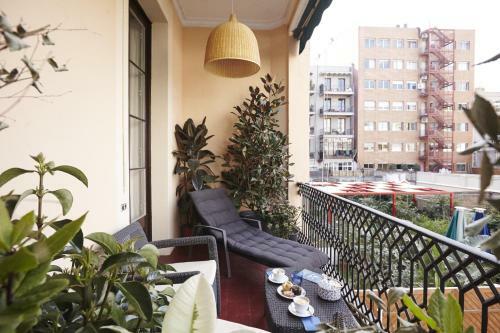 Hostal Close To Passeig de Gracia B&B