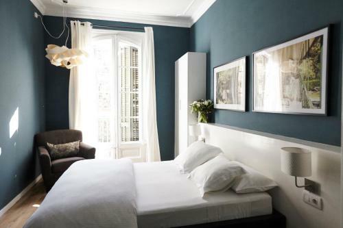 Hostal Close To Passeig de Gracia B&B