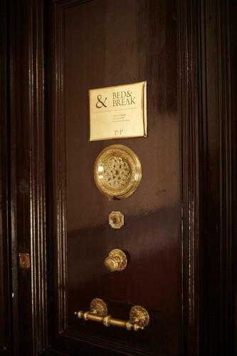 Hostal Close To Passeig de Gracia B&B
