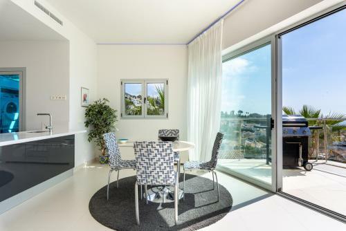 Apartamento Penthouse In Reserva Del Higueron