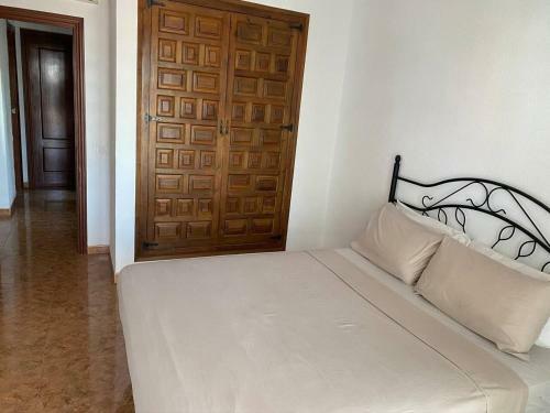 Stunning 3-bed Apartment In Benidorm