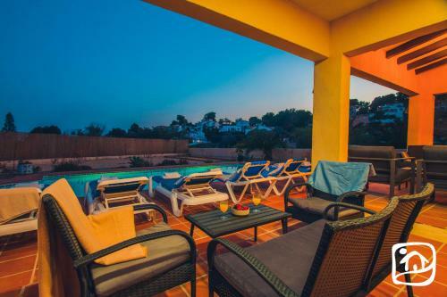 Abahana Villas Galante