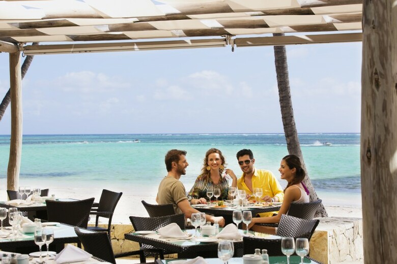Hotel Barcel� B�varo Beach Adults Only All Inclusive