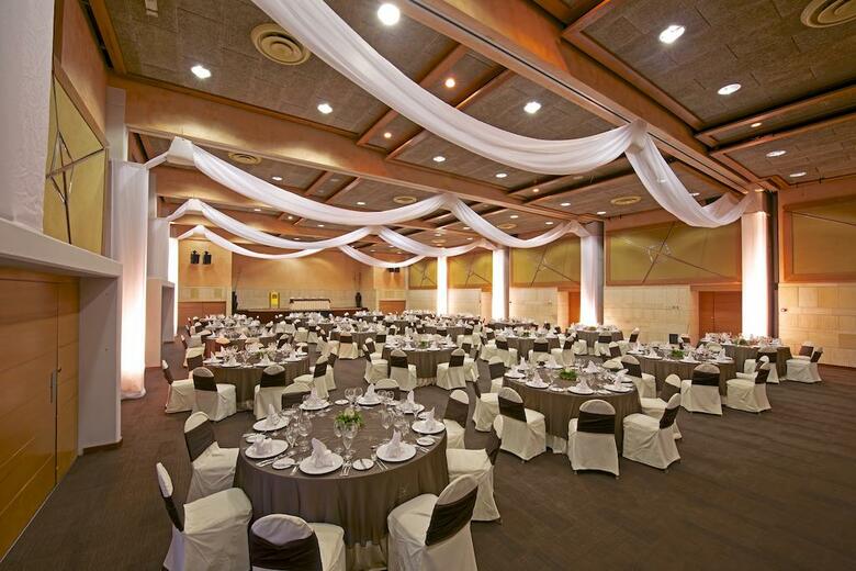 Hotel Barcel� B�varo Beach Adults Only All Inclusive