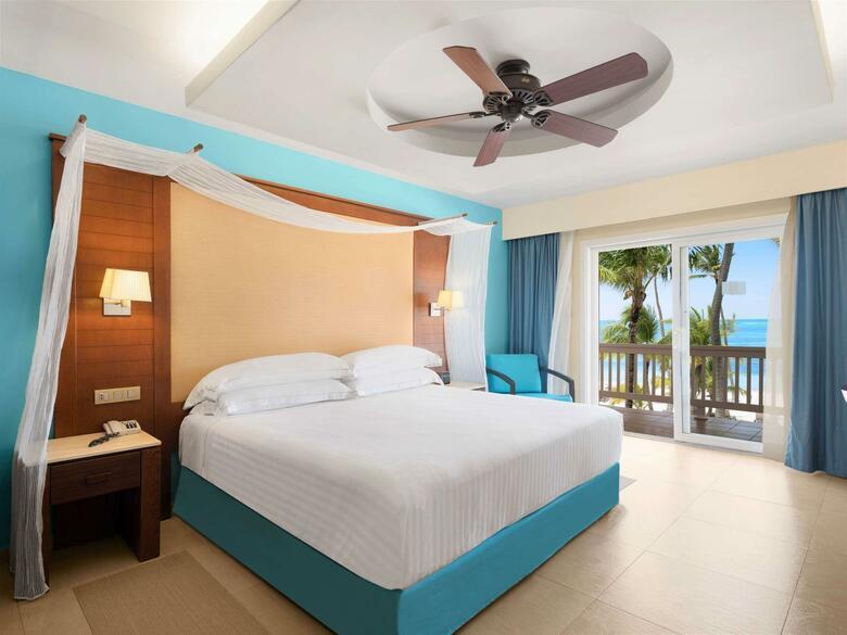 Hotel Barcel� B�varo Beach Adults Only All Inclusive