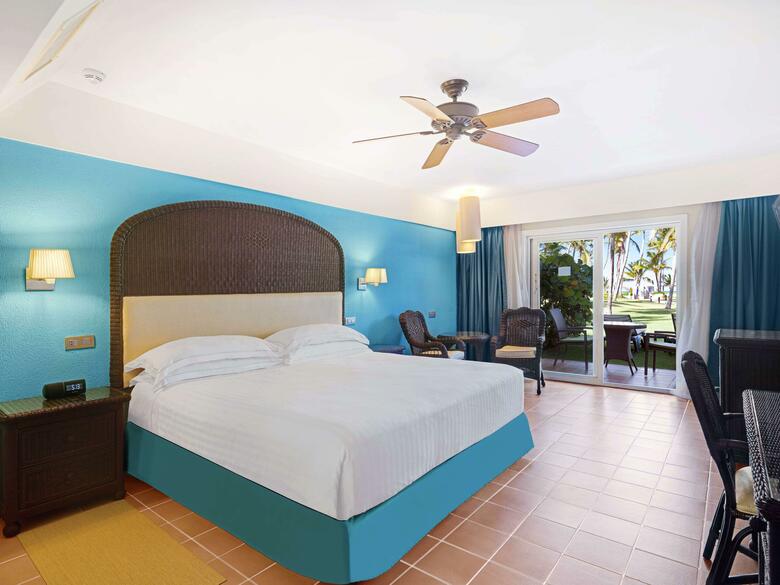 Hotel Barcel� B�varo Beach Adults Only All Inclusive