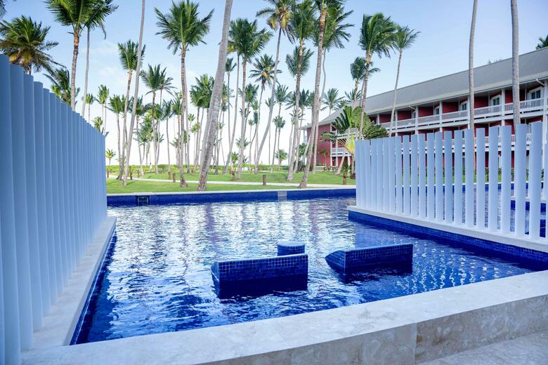 Hotel Barcel� B�varo Beach Adults Only All Inclusive