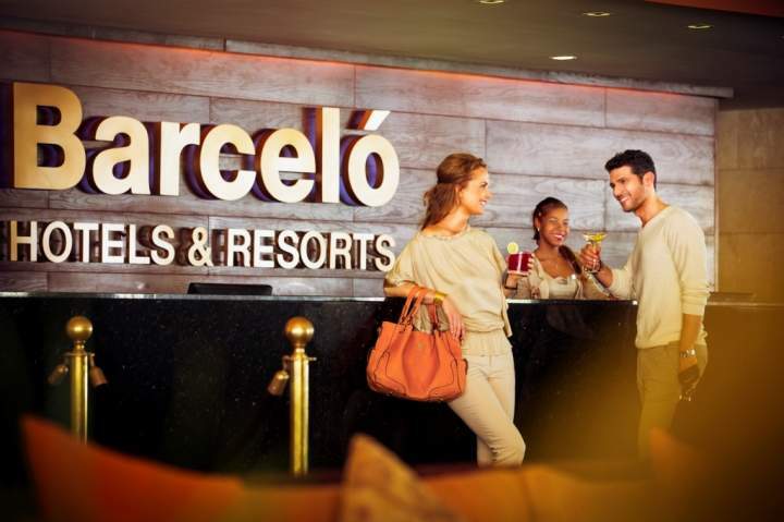 Hotel Barcel� B�varo Beach Adults Only All Inclusive