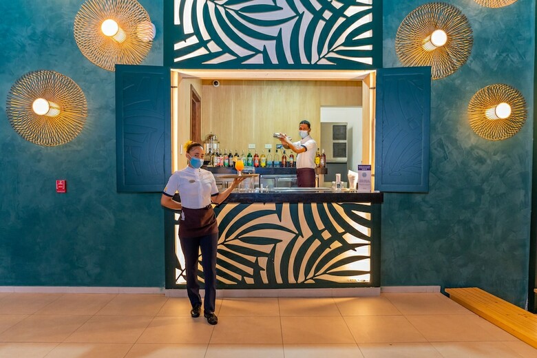 Hotel Caribe Deluxe Princess