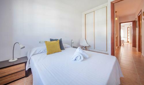 Casa Adosada 50m de La Playa Calafell . Wifi Gratis