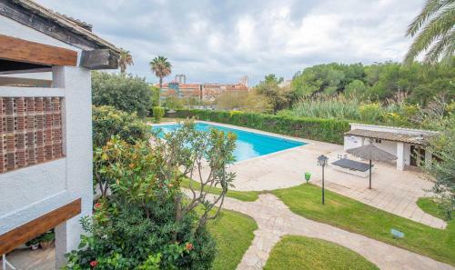 R97 Alorda Park Townhouse