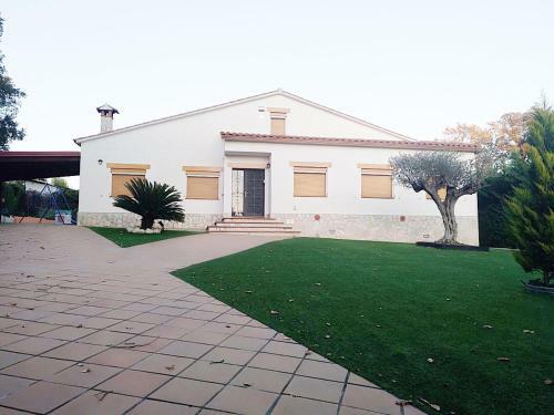 Alquiler Villa Con Piscina Montesa