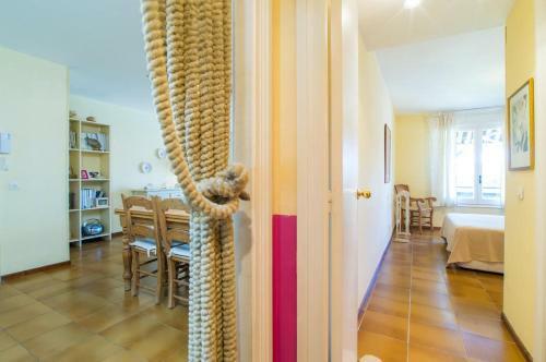 Calella de Palafrugell Apartment Sleeps 6 Pool