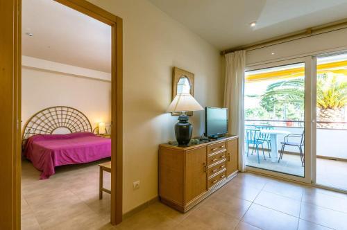 Calella de Palafrugell Apartment Sleeps 4 Pool